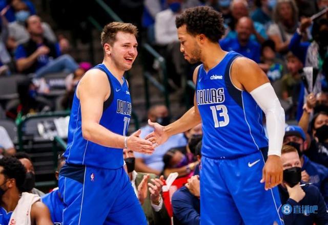 练和球迷的 练和球迷的